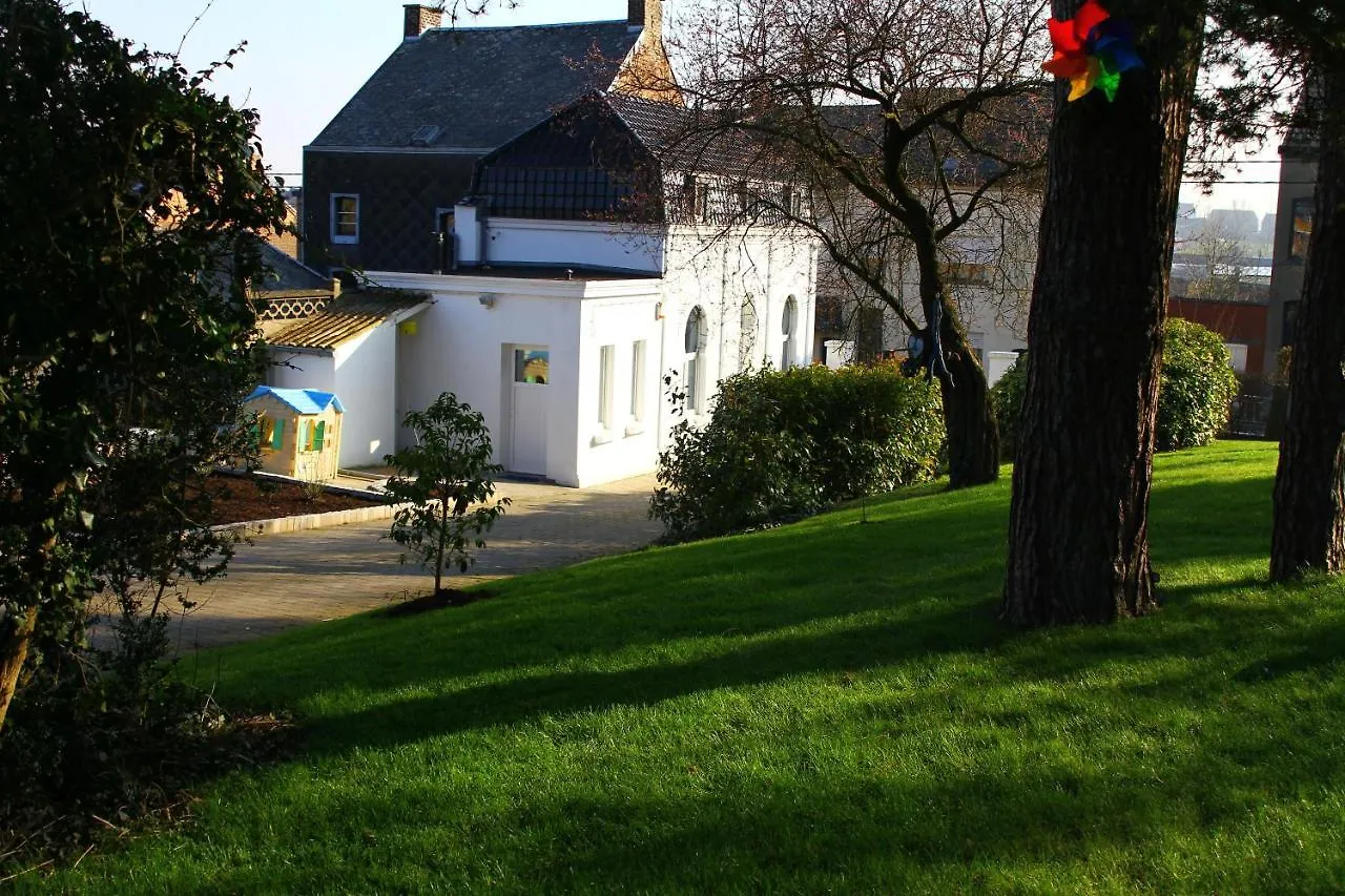 Gite De La Conciergerie Du Cheval Blanc Holiday home Luttre